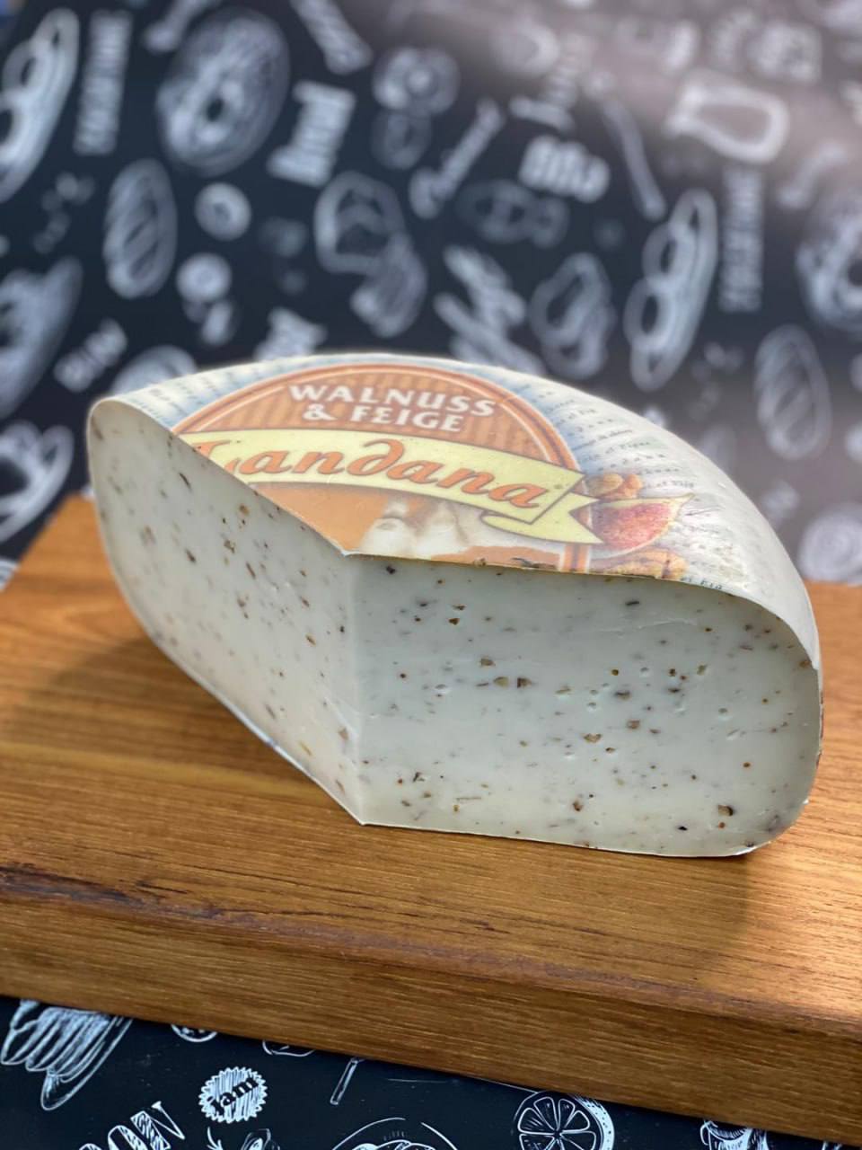 Landana с инжиром и грецким орехом козий